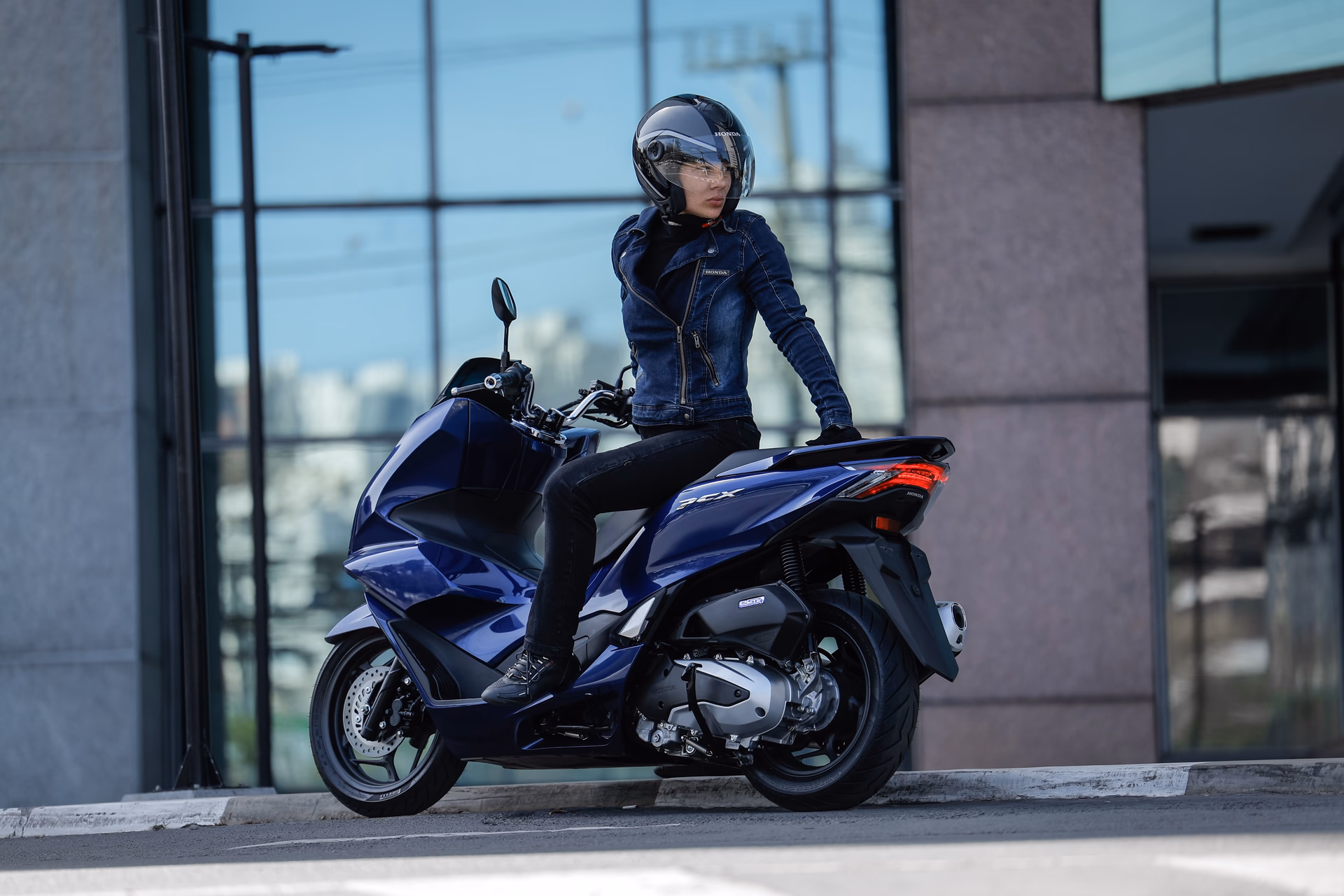 Honda PCX 2026 - Imagem 23 - 23 de 38